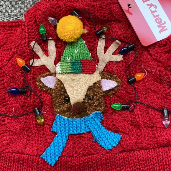 Wine bottle sweaters in different styles, Santa, reindeer, snow man - Picture 2 of 7